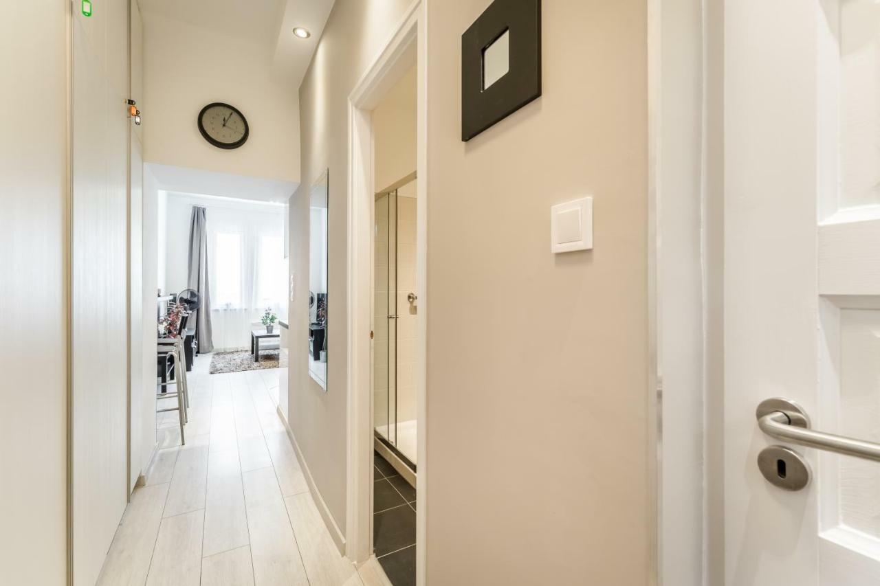 Fleur Creme Apartment Boedapest Buitenkant foto