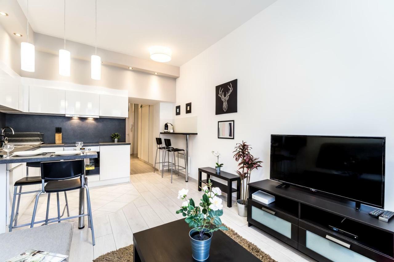 Fleur Creme Apartment Boedapest Buitenkant foto