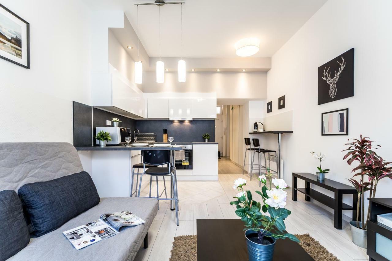 Fleur Creme Apartment Boedapest Buitenkant foto