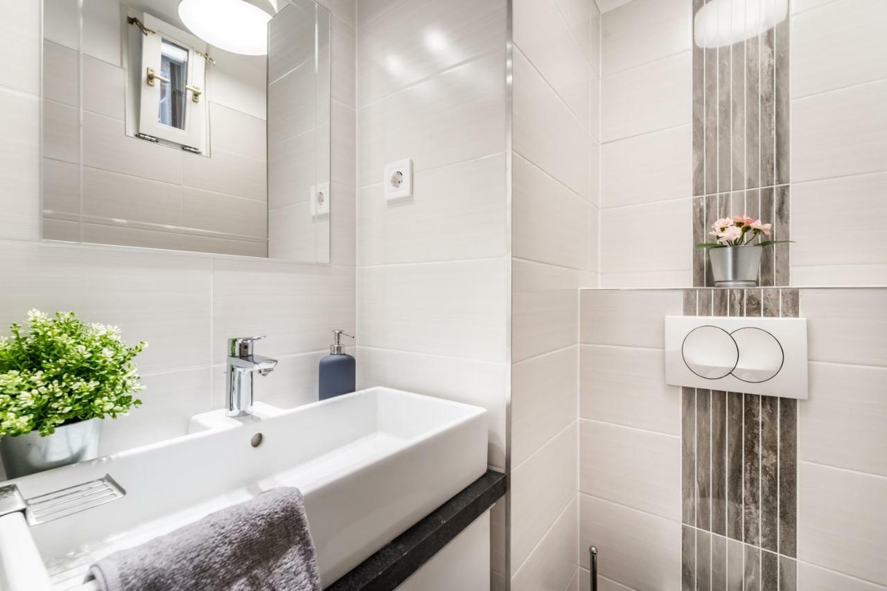 Fleur Creme Apartment Boedapest Buitenkant foto
